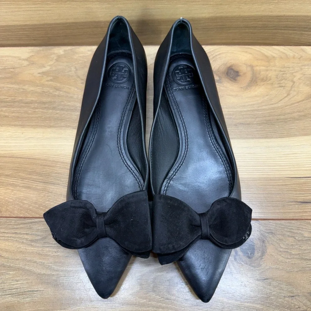 Tory Burch Rosalind Bow Flat 6 M Black Leather Suede Bow Modern Office Old Money